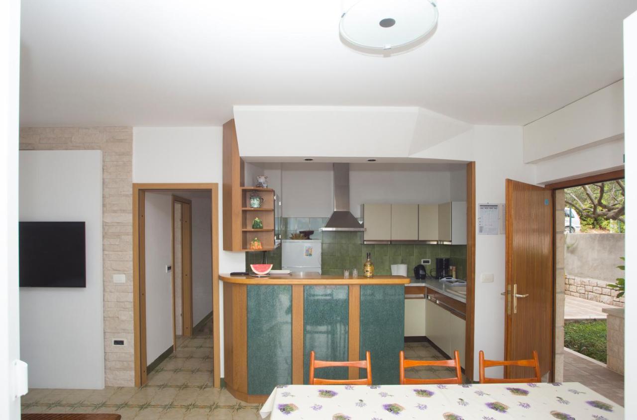 Apartment Damir Postira Ngoại thất bức ảnh